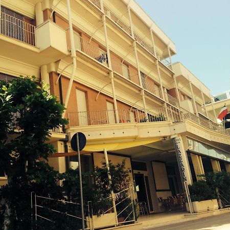 Hotel Lazzarini Bellaria-Igea Marina Ngoại thất bức ảnh